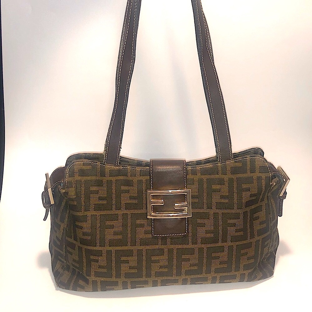 FENDI Authentic Monogram Purse